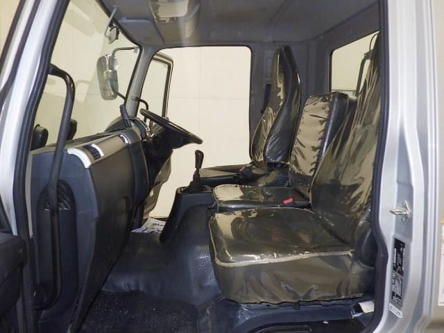 2020 Mitsubishi Fuso Fighter Container-only vehicle auction photo 8