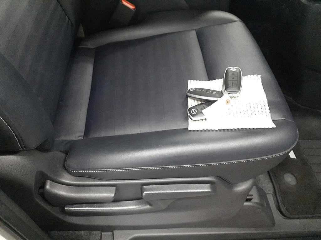 2023 Nissan Serena e-パワー ルキシオン auction photo 10