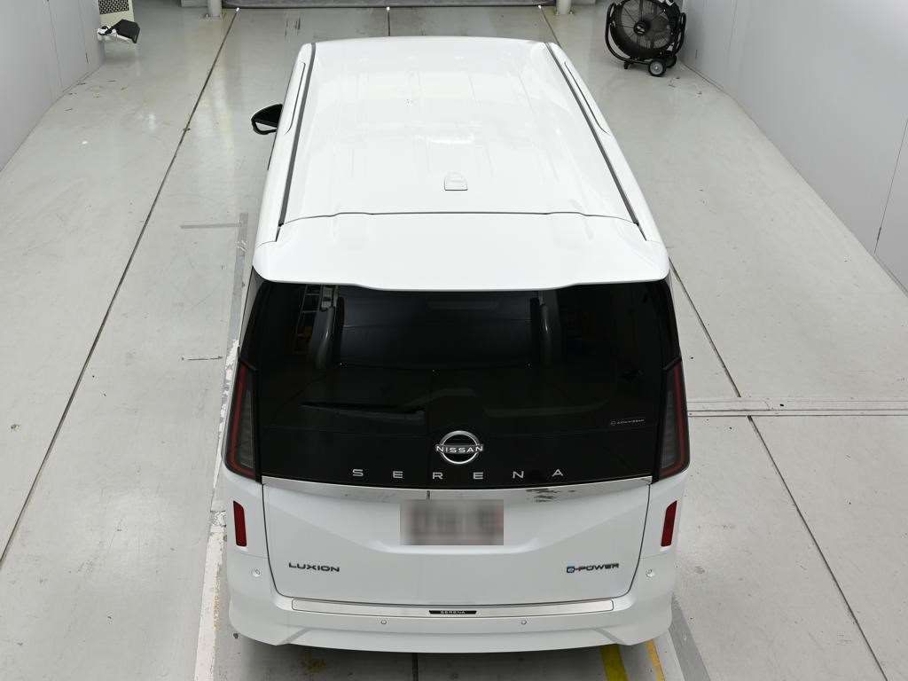2023 Nissan Serena e-パワー ルキシオン auction photo 8
