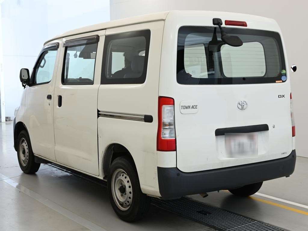 2021 Toyota TownAce Van DX auction photo 6