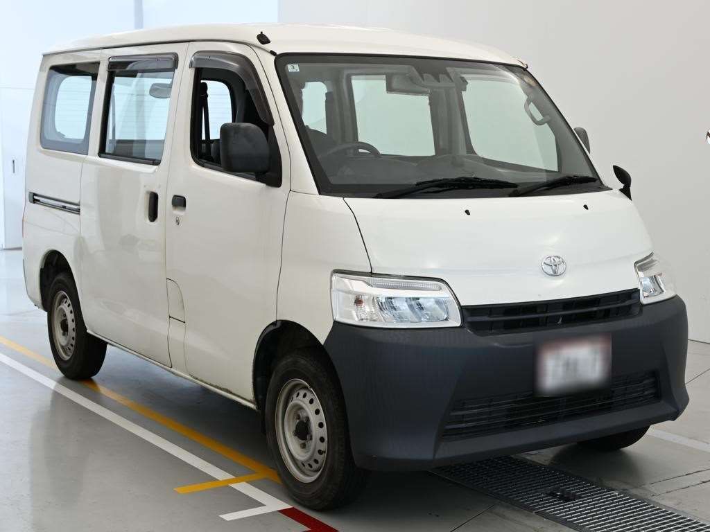 2021 Toyota TownAce Van DX auction photo 5