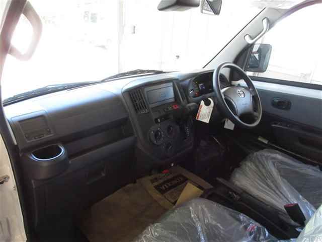 2025 Toyota タウンエース バン 4WD GL auction photo 3