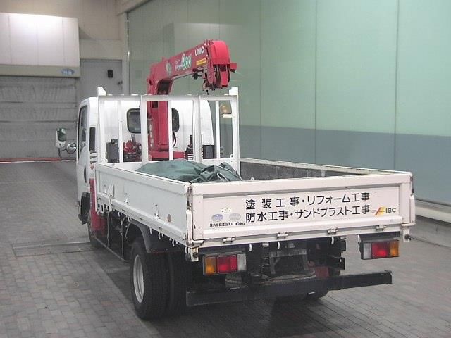 2013 Isuzu Elf Unic 3-dan with remote control auction photo 2