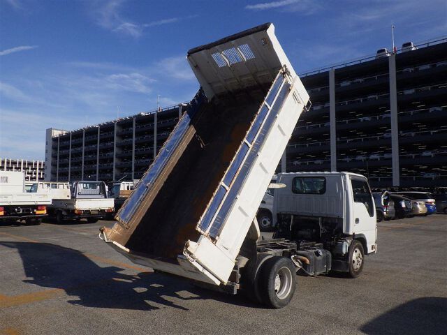 2010 Isuzu Elf dump auction photo 5