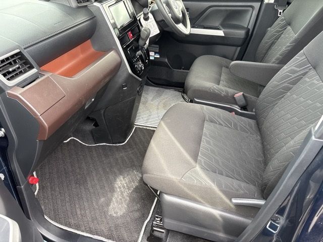2020 Toyota Tank G Cozy Edition auction photo 9