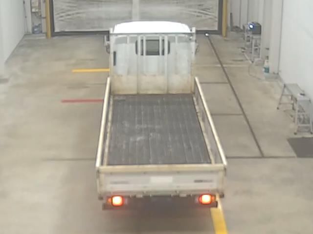 2013 Isuzu Elf 平ボディ auction photo 3