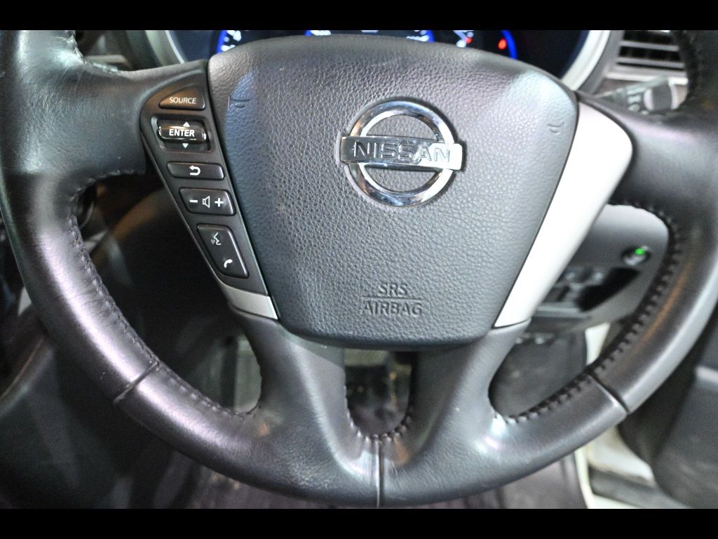 2010 Nissan Elgrand 250ハイウェイスター 7人 auction photo 8