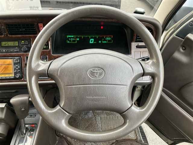 1997 Toyota Hiace スーパーカスタムリミテッド auction photo 3