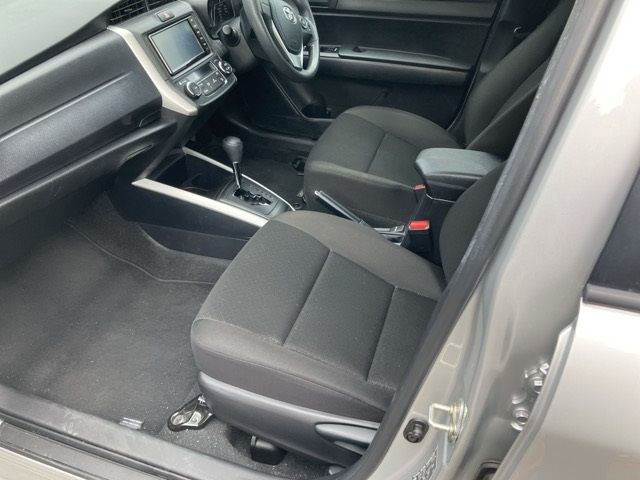 2023 Toyota Corolla Fielder EX auction photo 9
