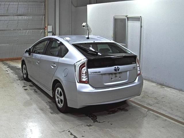 2013 Toyota Prius G auction photo 2