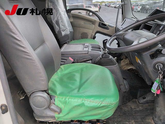 2007 Isuzu Forward アナホリケンチュウシャ auction photo 5