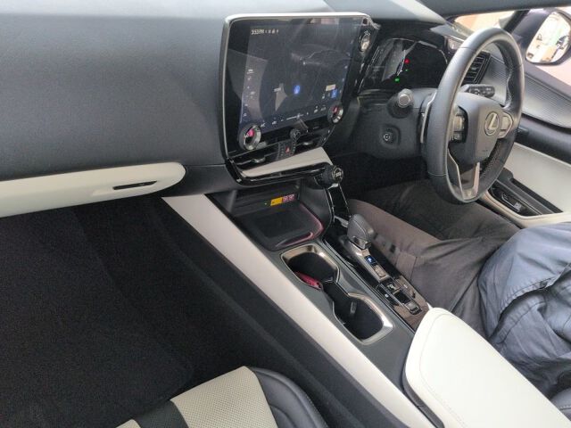2023 Lexus NX NX350H Fスポーツ auction photo 3