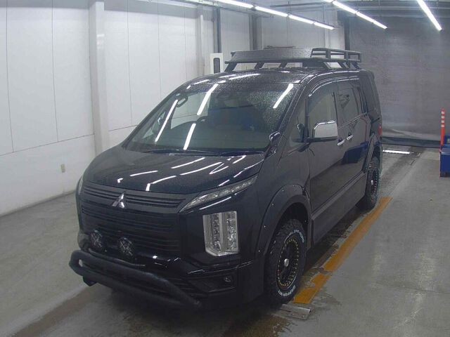 2019 Mitsubishi Delica D:5 G Power Package 4WD auction photo 4