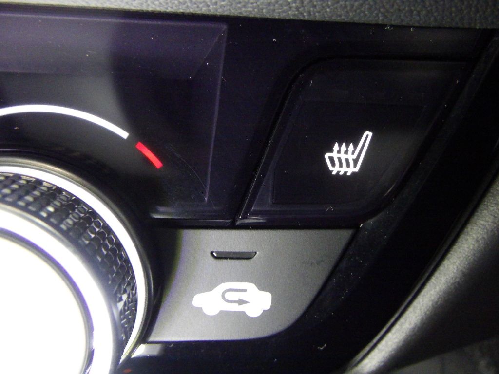 2023 Honda Vezel e:HEV Z auction photo 9