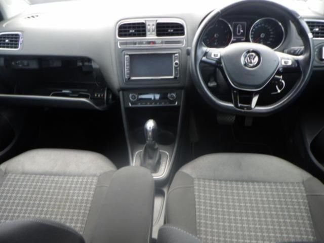 2017 Volkswagen ポロ TSIコンフォートライン auction photo 3