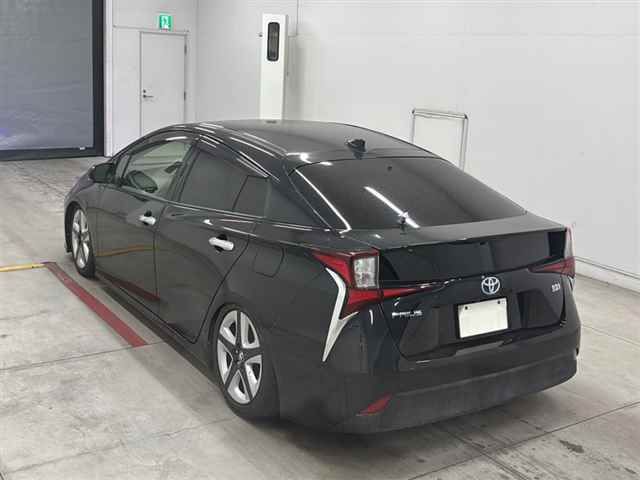 2019 Toyota Prius S auction photo 2