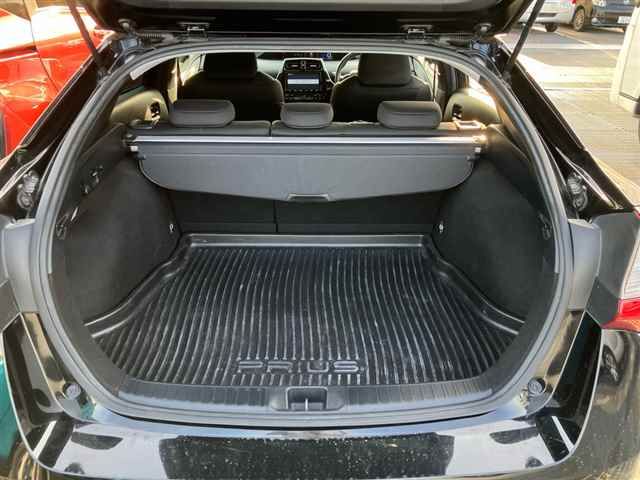 2019 Toyota Prius S auction photo 10