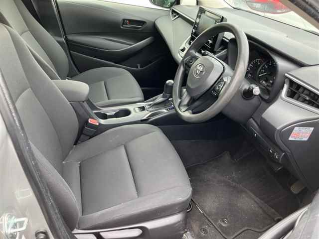 2021 Toyota Corolla Touring ハイブリッドG-X auction photo 7