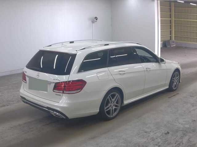 2016 Mercedes-Benz E-Class Station Wagon E220 BlueTEC AG auction photo 5