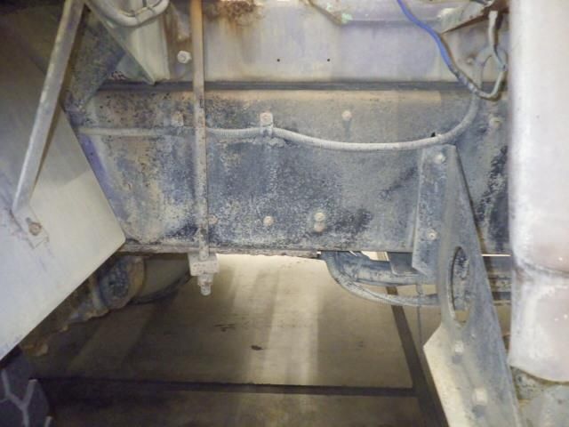 2005 Isuzu ミキサー auction photo 4