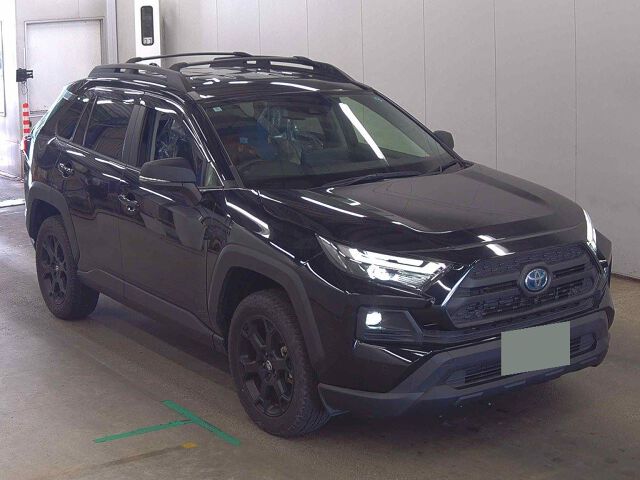 Japan Auction Vehicles 8 2024 Toyota RAV4 HVアドオフローパケ2 4WD auction photo