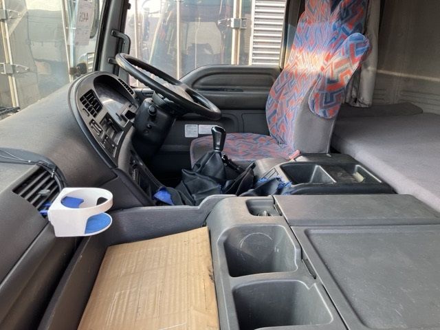 2007 Isuzu Giga アルミウイング auction photo 5