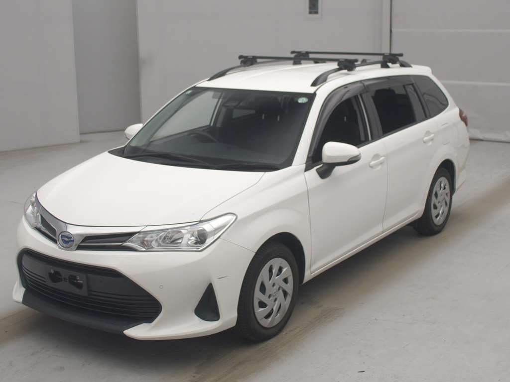 2021 Toyota Corolla Fielder Hybrid EX Japan auction vehicle