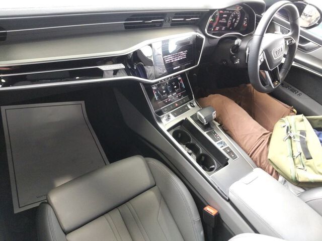 2023 Audi A7スポーツバック 40TDIクワトロSライン 4WD auction photo 3