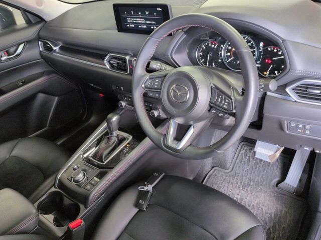 2023 Mazda CX-5 XD Black Tone ED auction photo 3