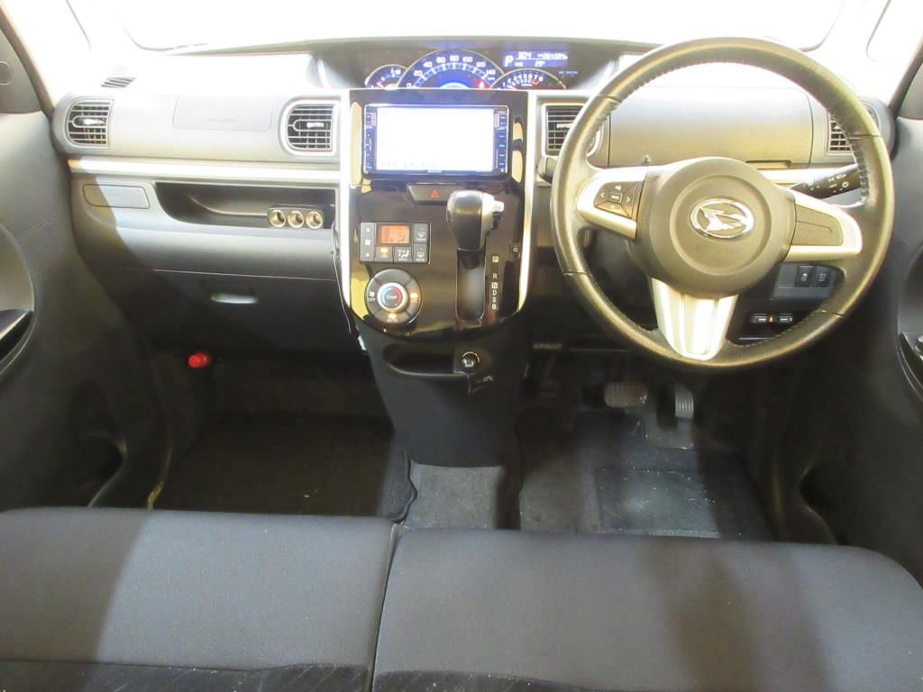 2015 Daihatsu Tanto Custom RS auction photo 3