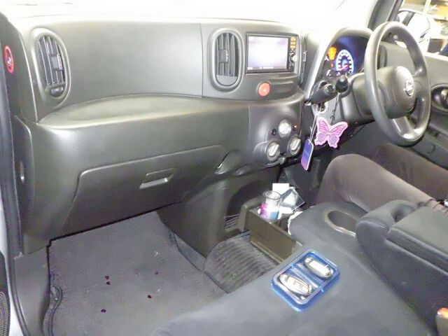 2015 Nissan Cube 15X auction photo 3