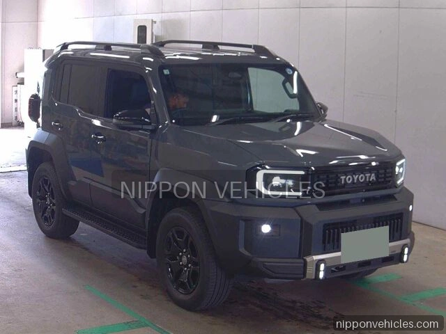 Japan Auction Vehicles 8 2026 Toyota ランドクルーザーFJ VX 4WD auction photo