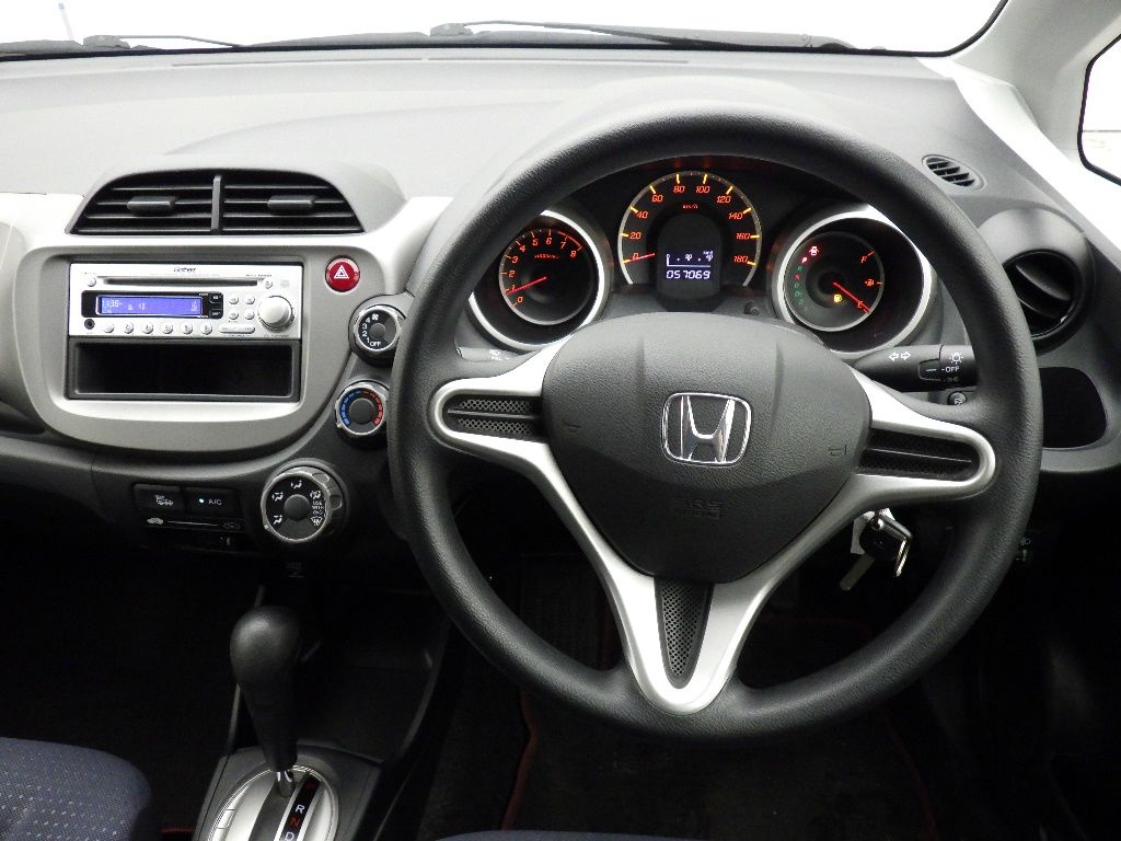 2008 Honda Fit 4WD G auction photo 3