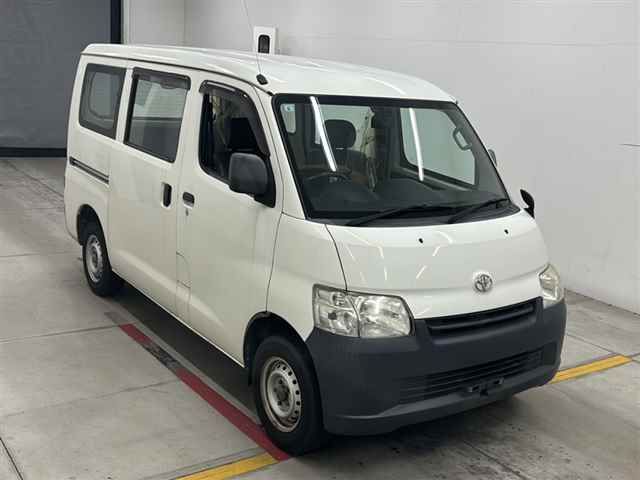 2018 Toyota LiteAce Van DX Japan auction vehicle