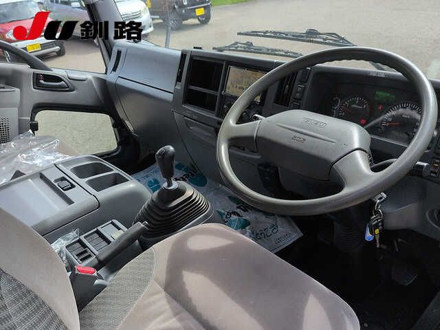 2013 Isuzu Forward ヒラボデークレーンツキ4ダン auction photo 3