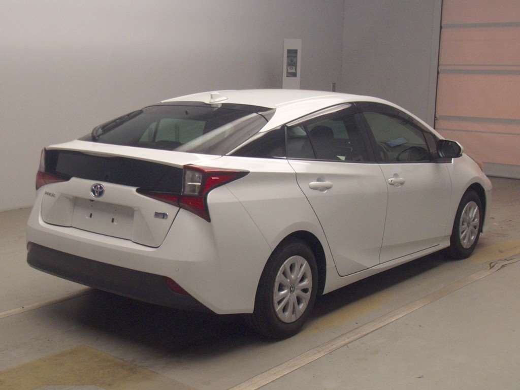 2022 Toyota Prius Sセーフティプラス2 auction photo 2