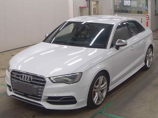 2017 Audi S3 Sedan ベースグレード 4WD auction photo 4