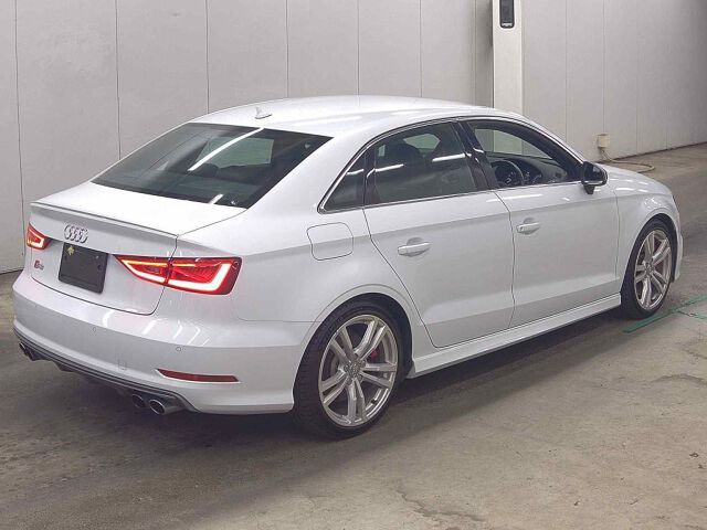2017 Audi S3 Sedan ベースグレード 4WD auction photo 5