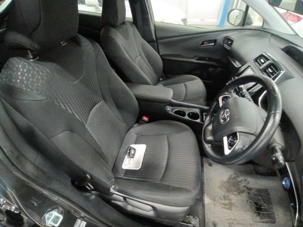 2018 Toyota Prius S auction photo 10
