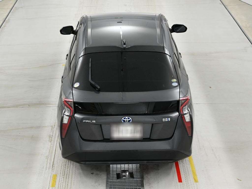 2018 Toyota Prius S auction photo 8