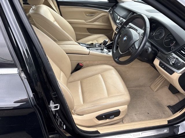 2015 BMW 5 Series 523Dラグジュアリー auction photo 8