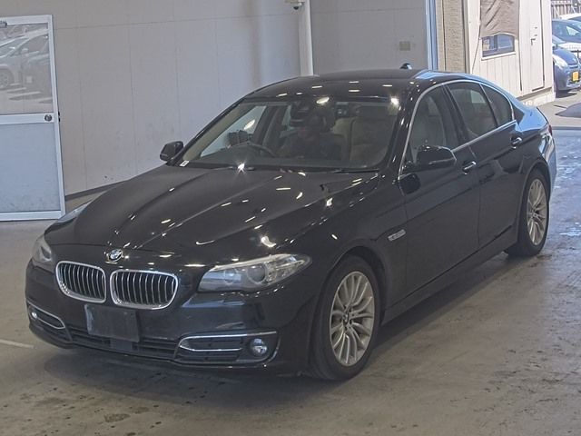 2015 BMW 5 Series 523Dラグジュアリー Japan auction vehicle