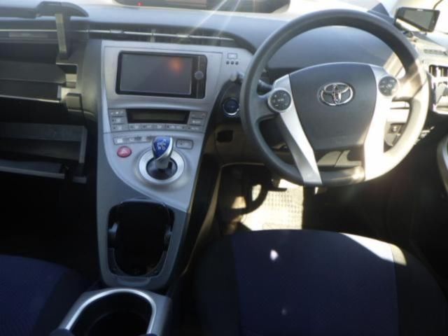 2014 Toyota Prius S auction photo 3