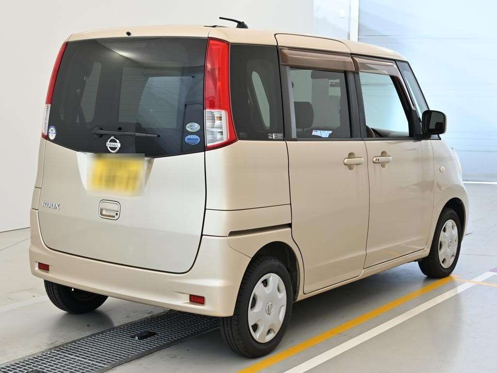 2010 Nissan Roox E auction photo 2