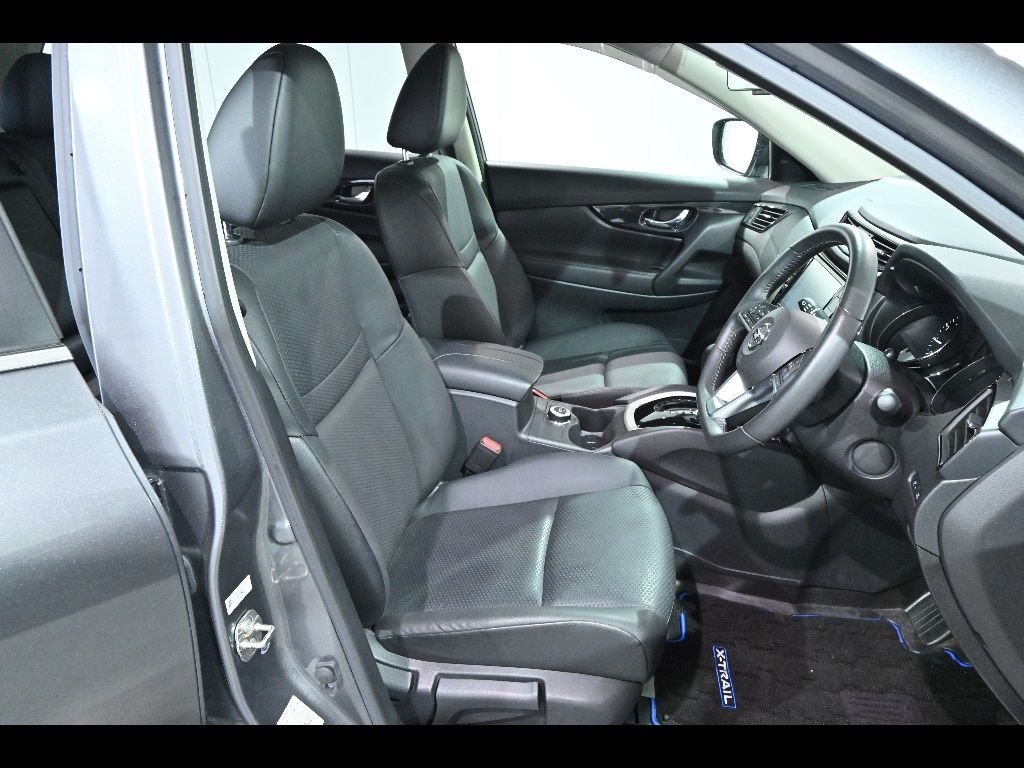 2019 Nissan X-Trail 4WD 20Xiハイブリッド auction photo 6