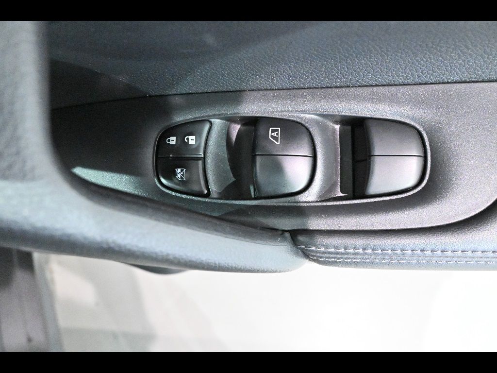 2019 Nissan X-Trail 4WD 20Xiハイブリッド auction photo 12