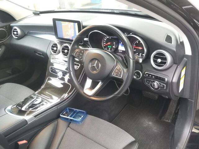2016 Mercedes-Benz C-Class C220D Avant-garde auction photo 3