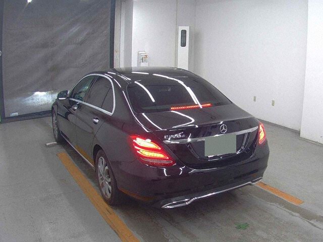2016 Mercedes-Benz C-Class C220D Avant-garde auction photo 2