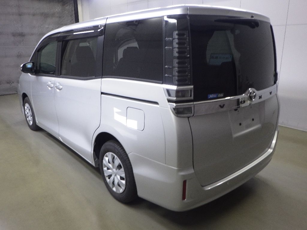 2019 Toyota Voxy X 7人 auction photo 5