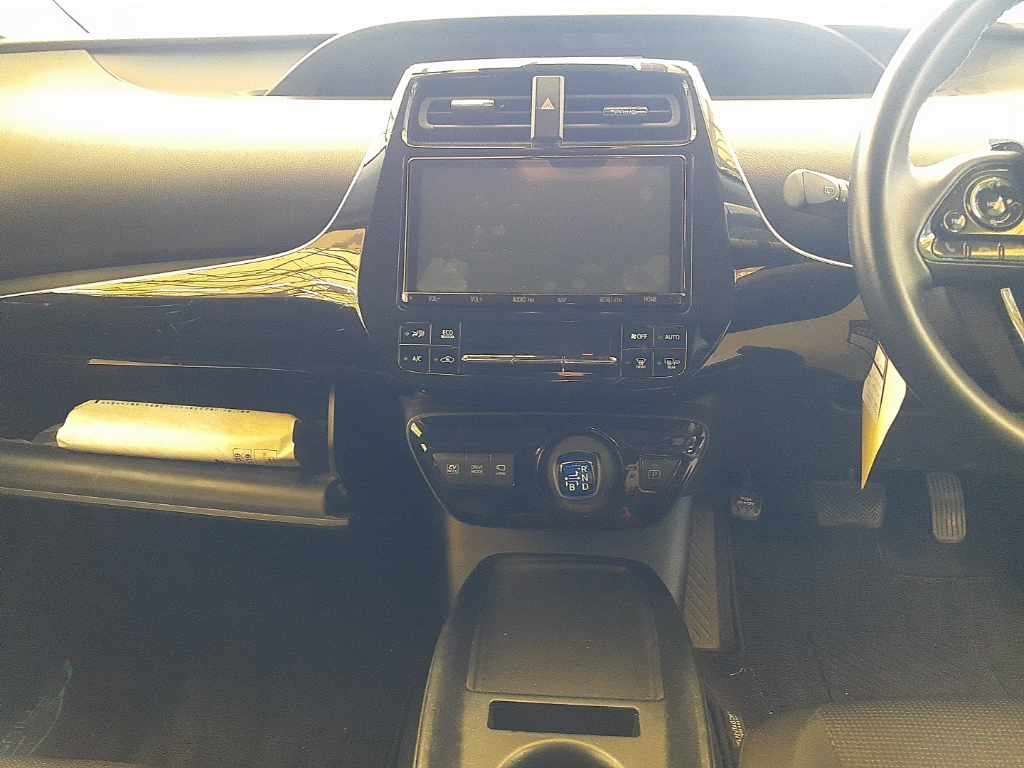 2021 Toyota Prius Sセーフティプラス2 auction photo 11